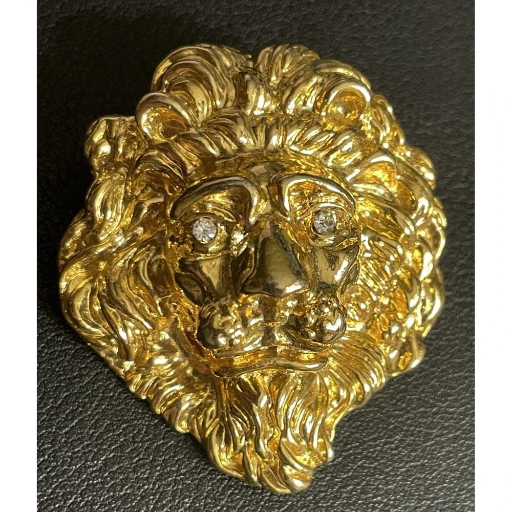 Vintage Lion Head Brooch Pin Rhinestone Eyes in Gold Tone Heavy‎ - Picture 2 of 8